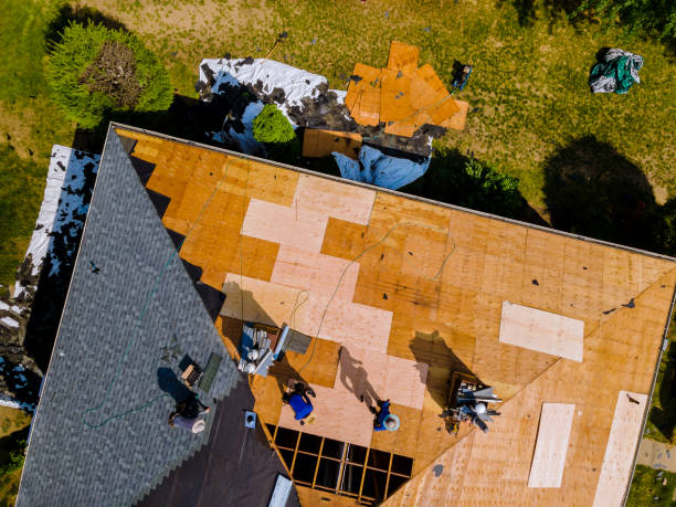 Best Commercial Roof Installation  in Stanley, WI